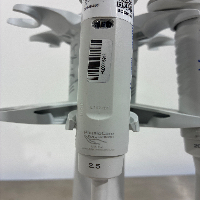 Eppendorf Set of 2 Reference 2 Pipettes image 2